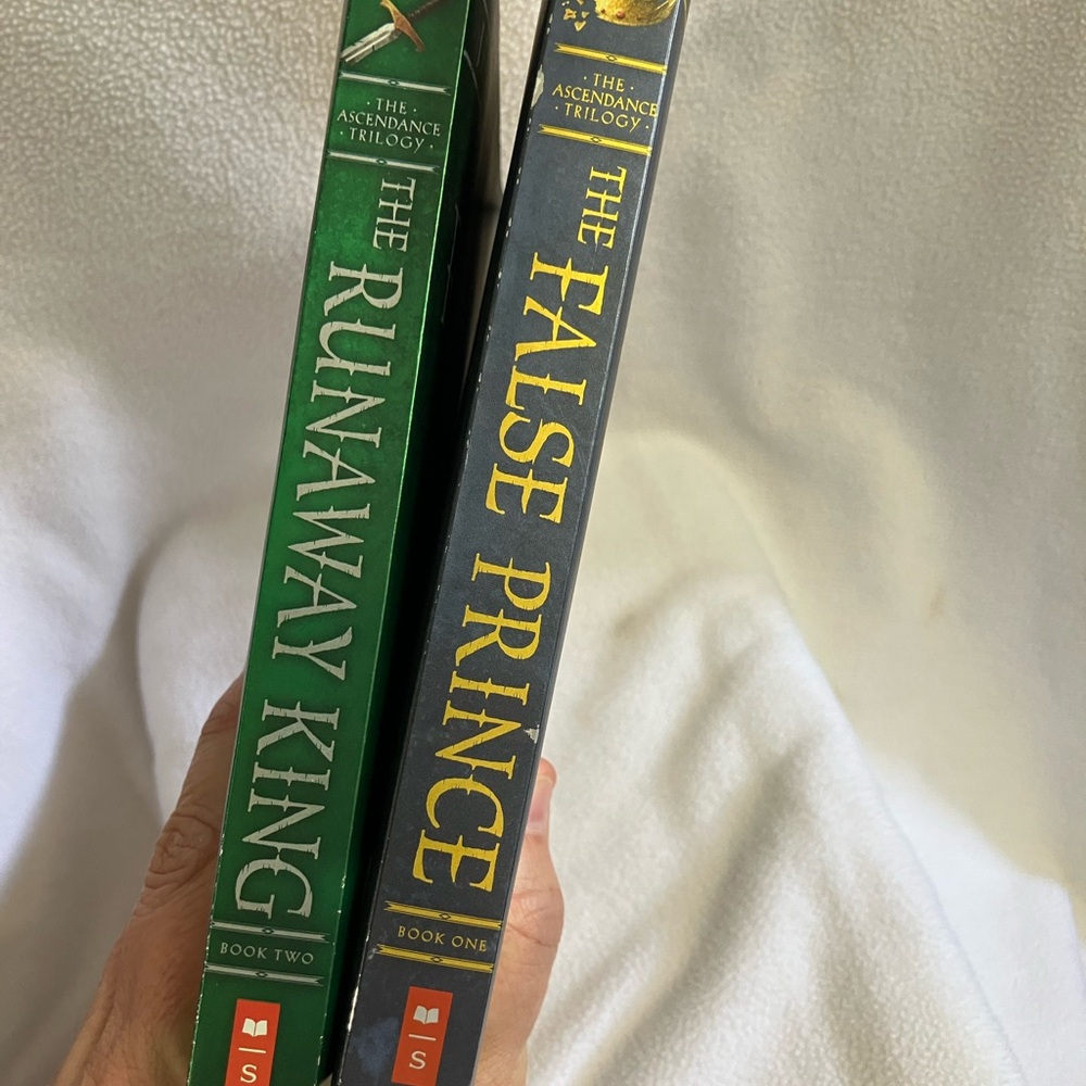 Jennifer A. Nielsen The False Prince & The Runaway King - Book lot of 2 - Picture 6 of 6